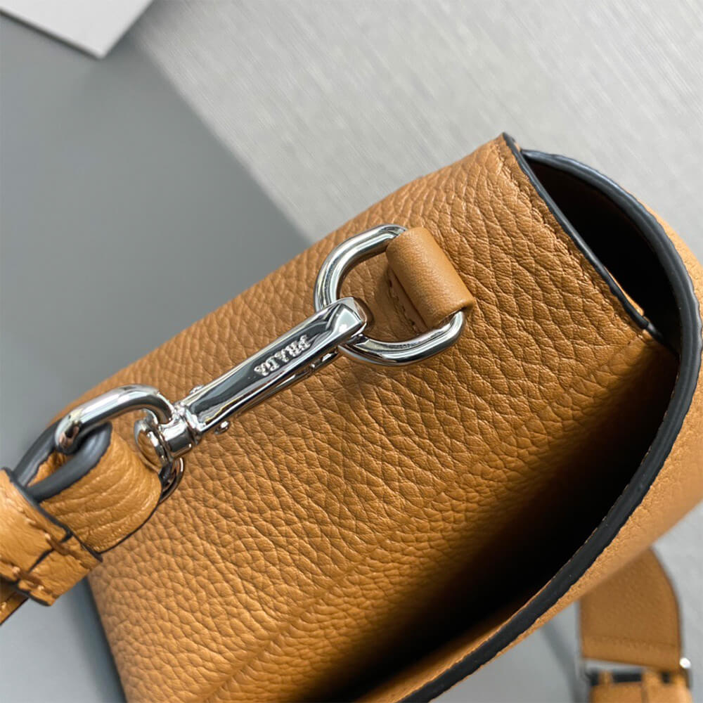 Prada Leather shoulder bag(high-end grade) - Top Club