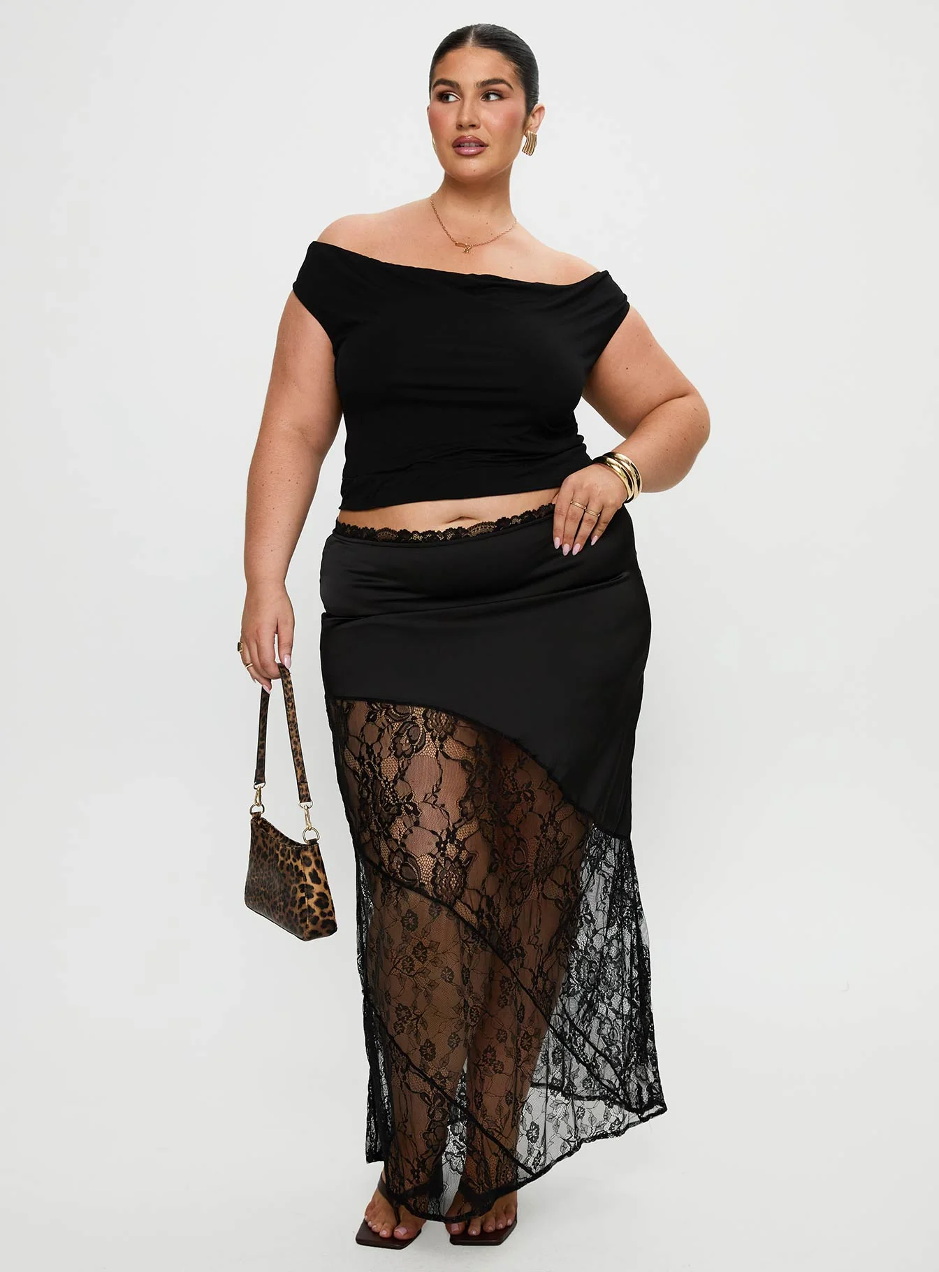 Irina Multi-wear Top Black Curve