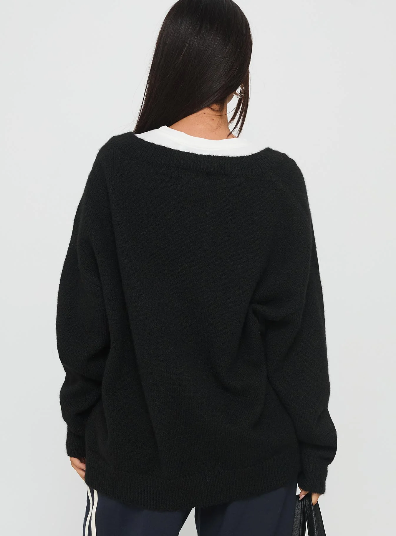 Stay The Night V Neck Knit Sweater Black