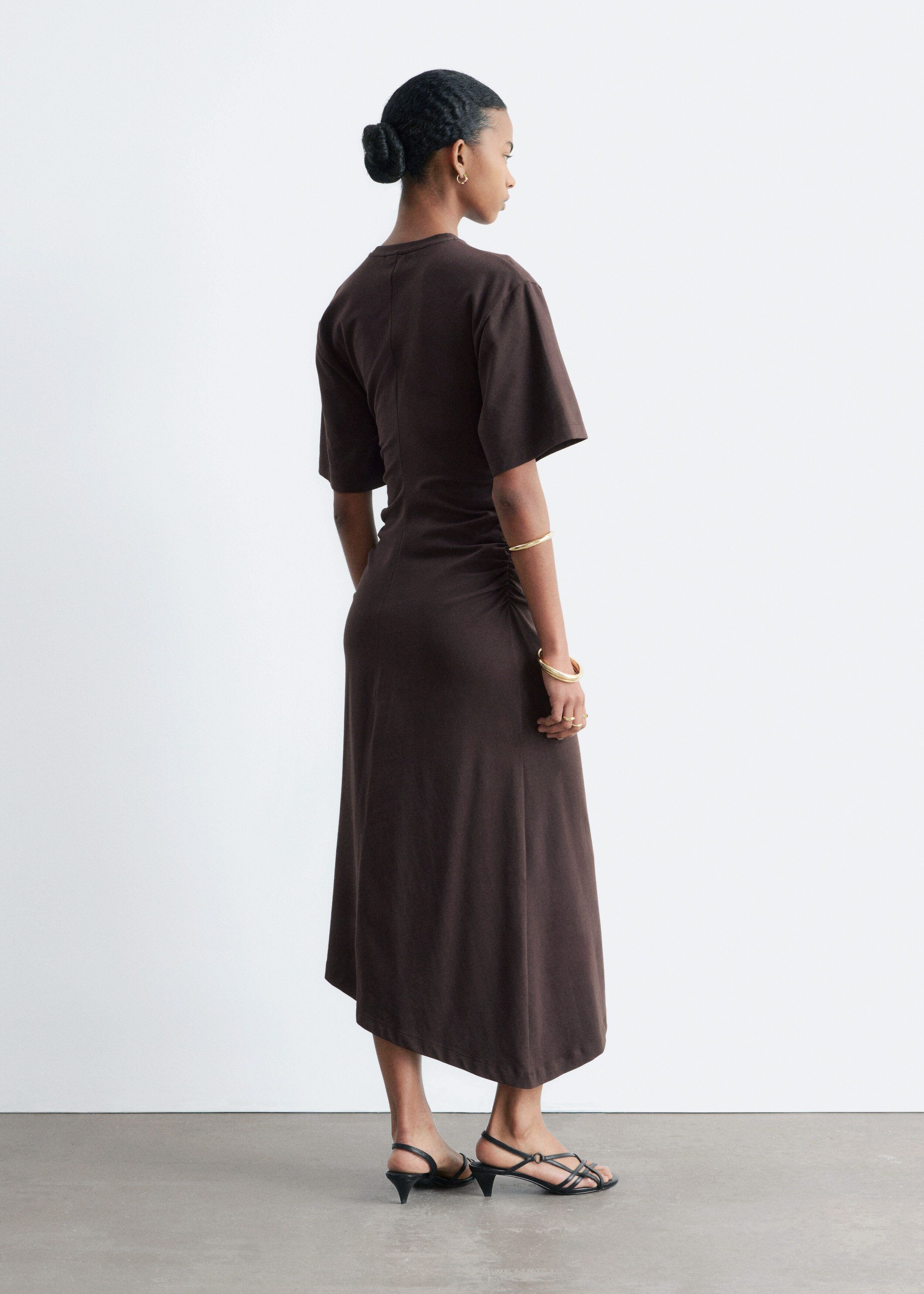 & Other Stories ASYMMETRIC MIDI T-SHIRT DRESS