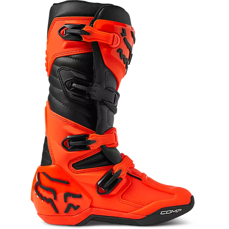 Complete boots