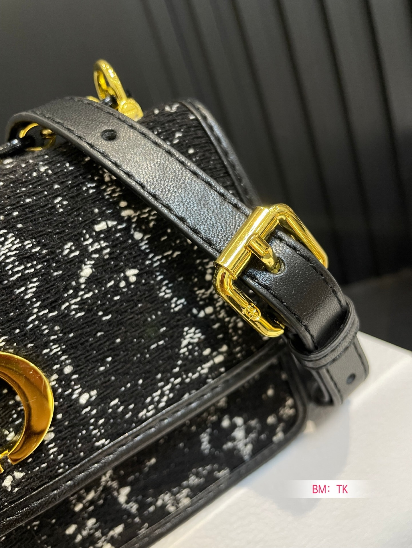 D new arrival Montaigne bag size:19 * 13 cm - Top Club
