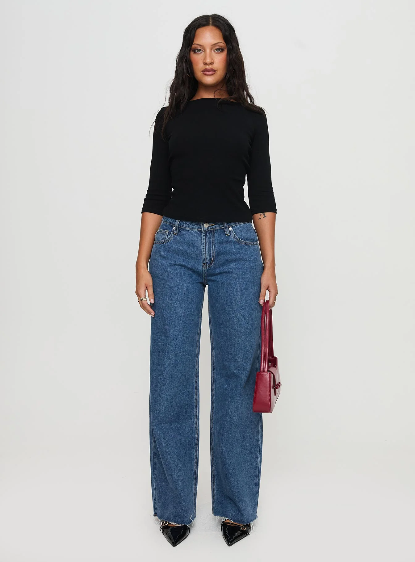 Darla Low Rise Straight Leg Jeans Mid Wash
