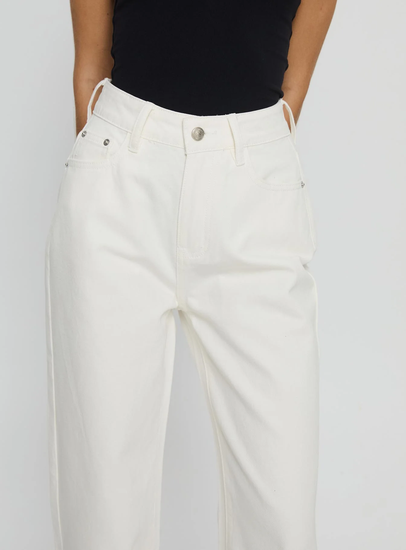 Henesey High Rise Straight Leg Jeans White Wash