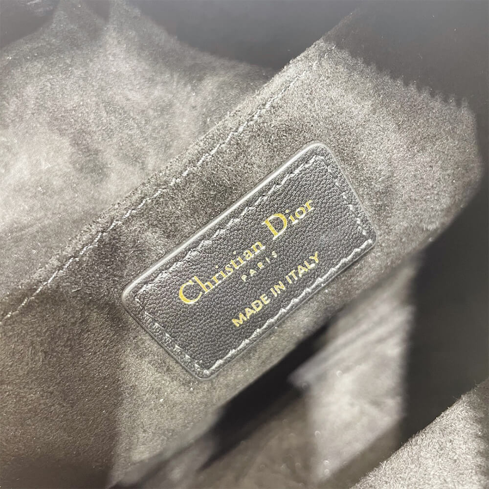 MEDIUM DIOR VIBE HOBO BAG - Top Club