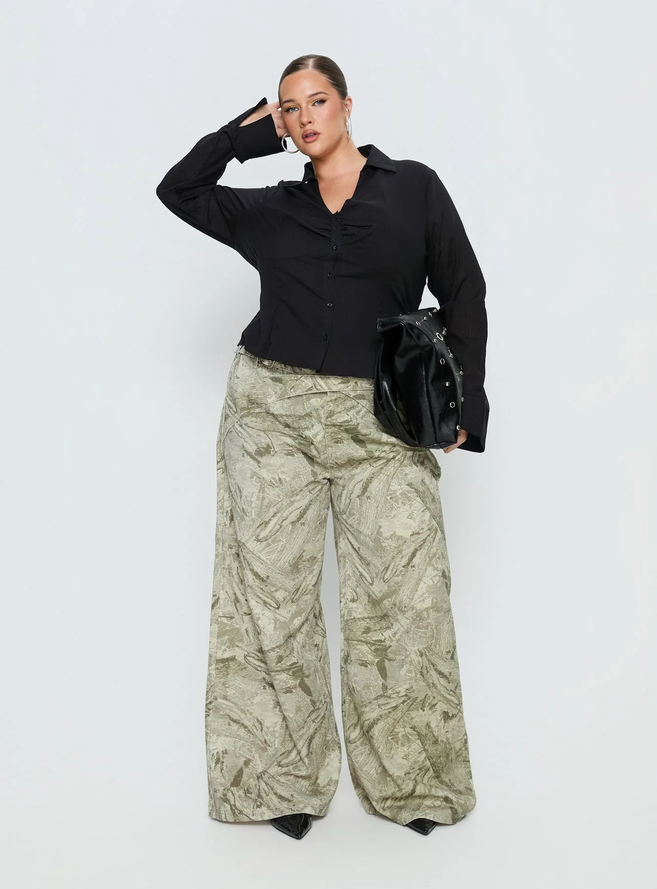 Elowenn Long Sleeve Top Black Curve