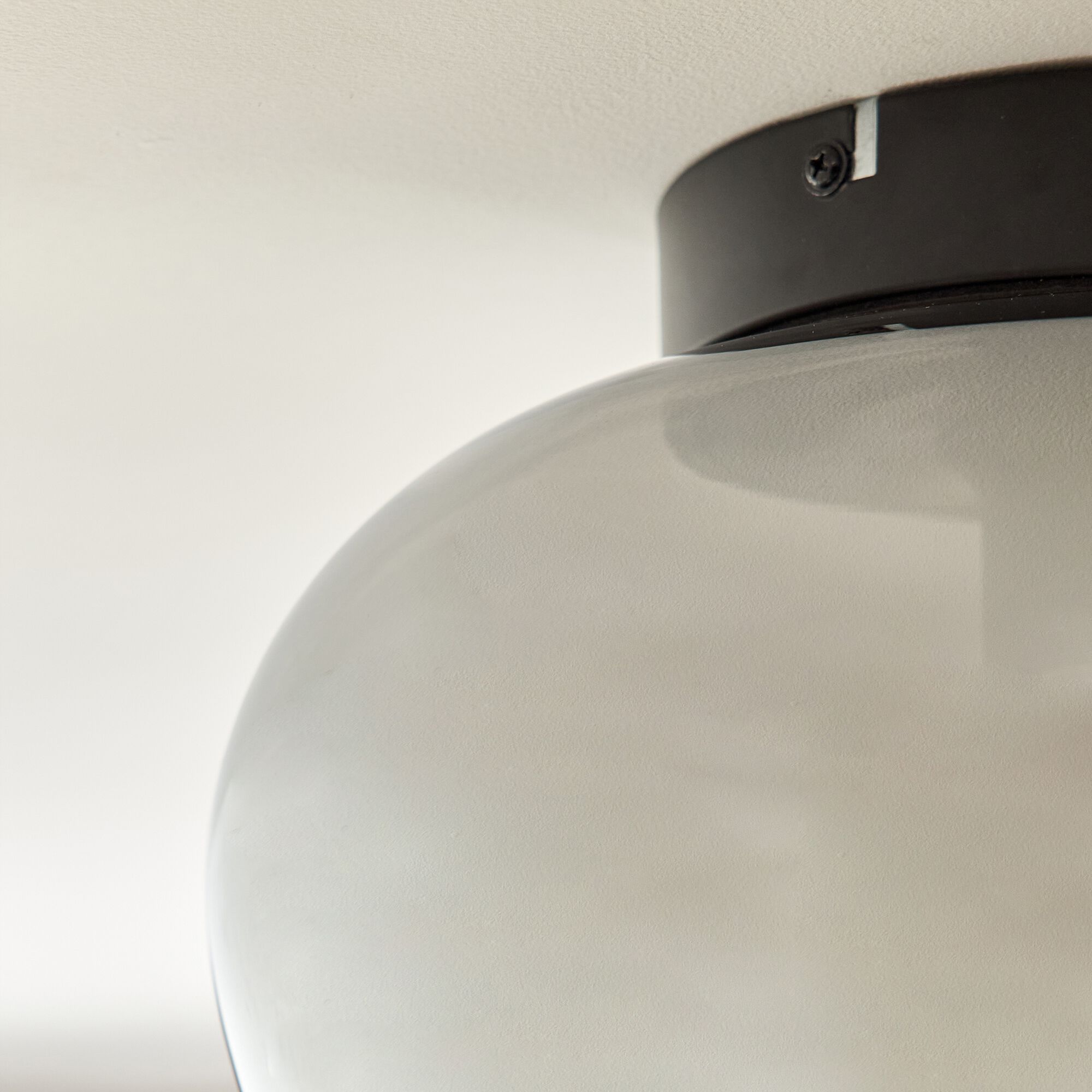 JUDI - Plafonnier électrifié en verre fumé D30,5cm - noir