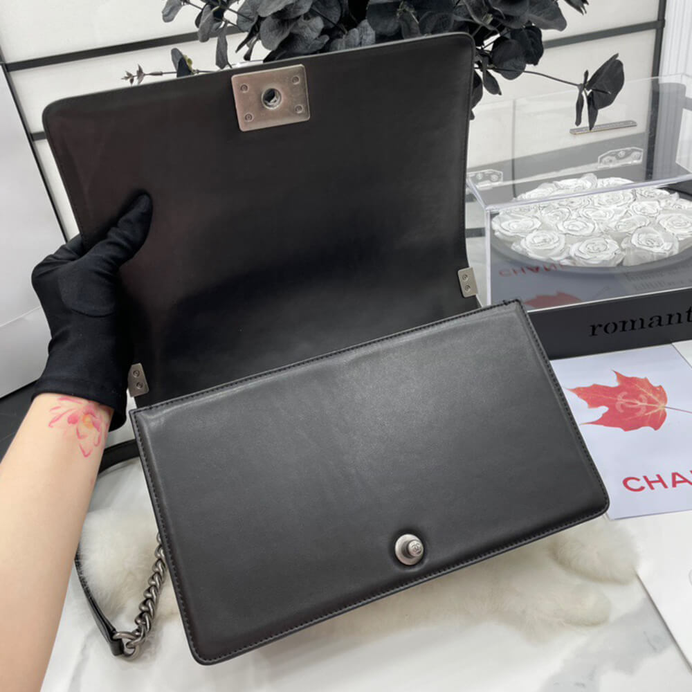 LARGE BOY CHANEL HANDBAG - Top Club