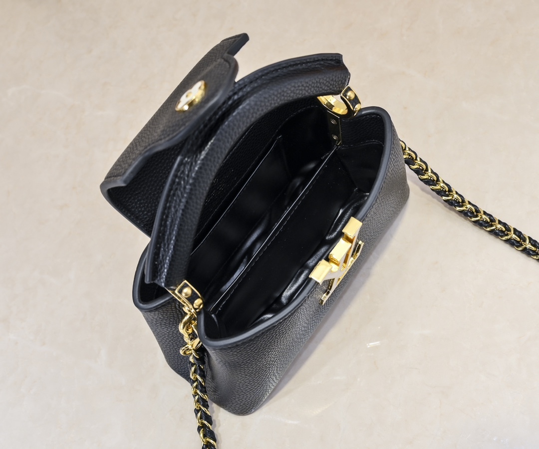 Louis new arrival M22122 Capushell Taurillon leather - Top Club