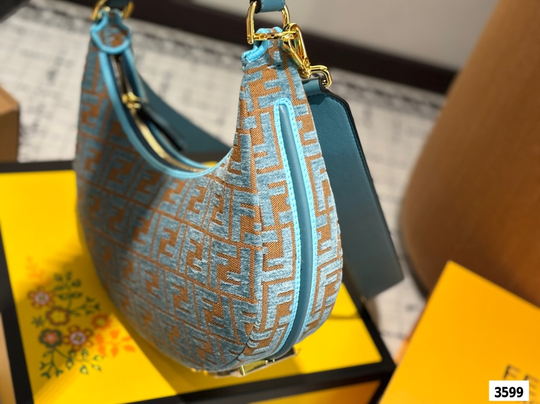 Fen 2025 new arrival graphy moon bag size:30 * 16cm - Top Club