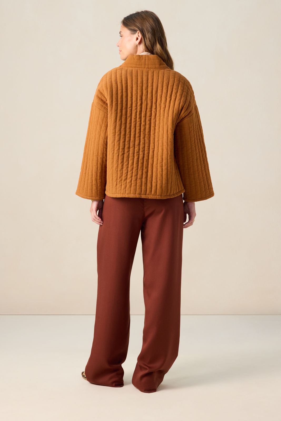 Bruine gewatteerde kimono