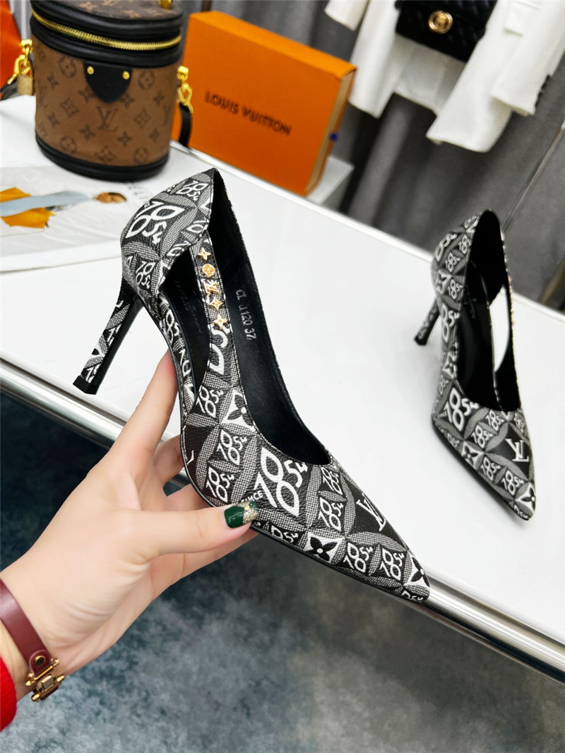 louis vuitton LV metal buckle high heels - Sneaker Replica Workshop