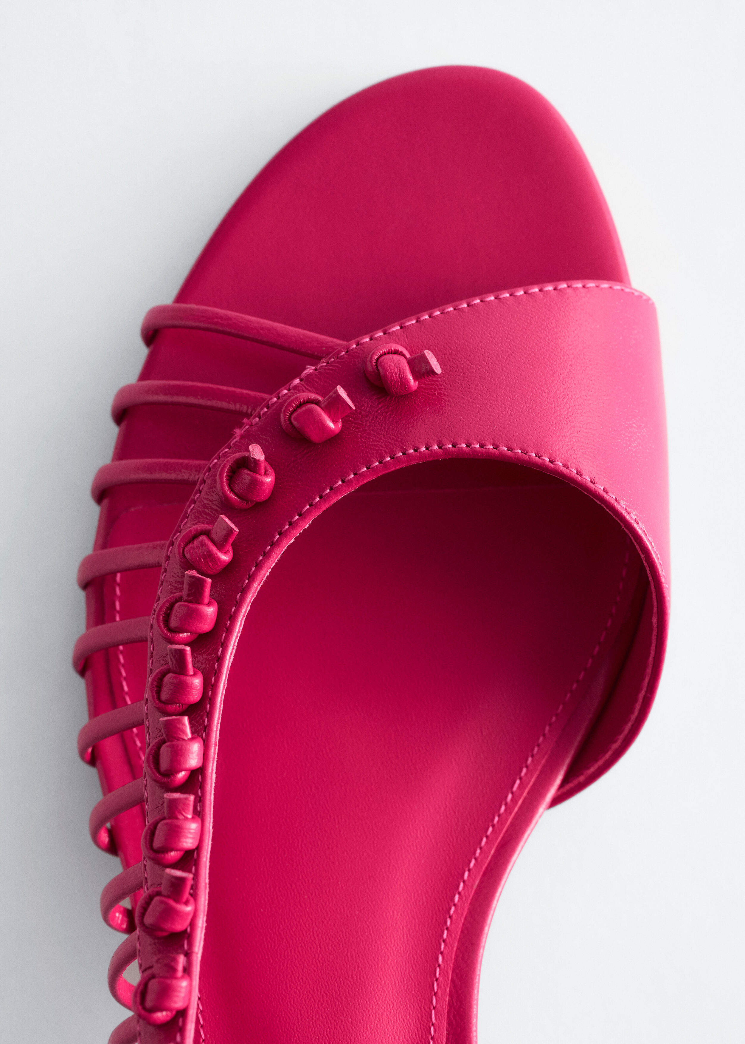 & Other Stories STRAPPY LEATHER SANDALS