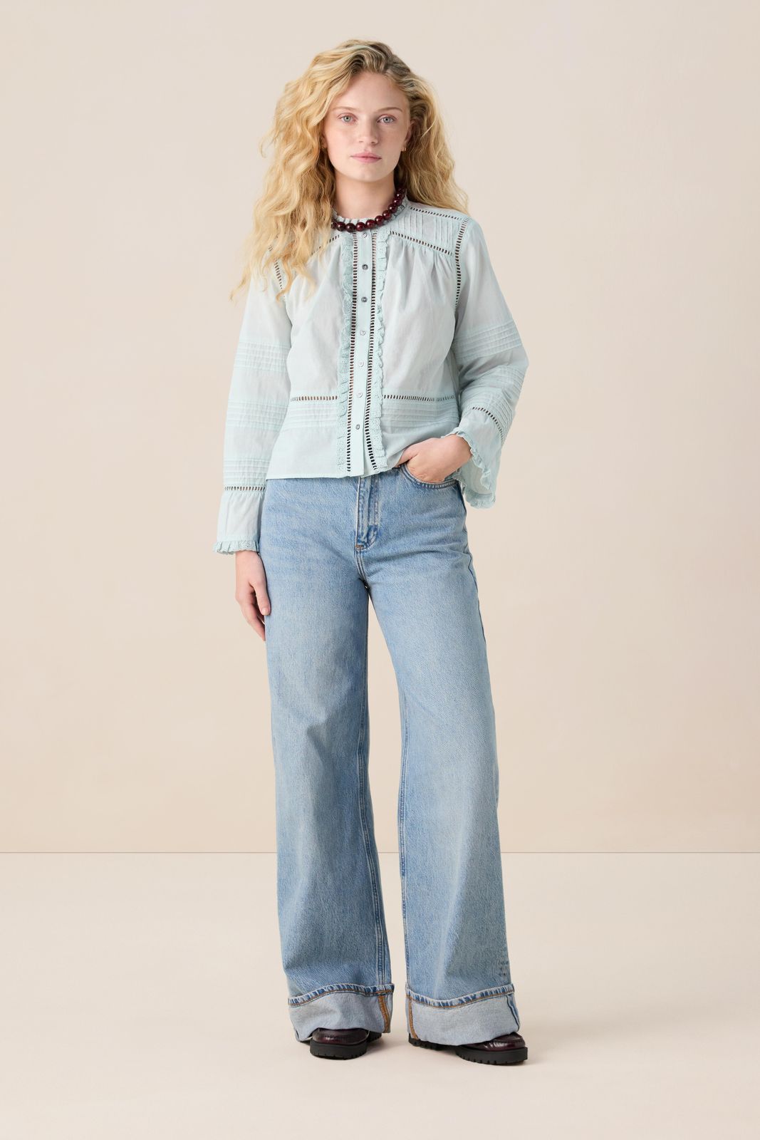 Lichtgroene blouse met emboridery