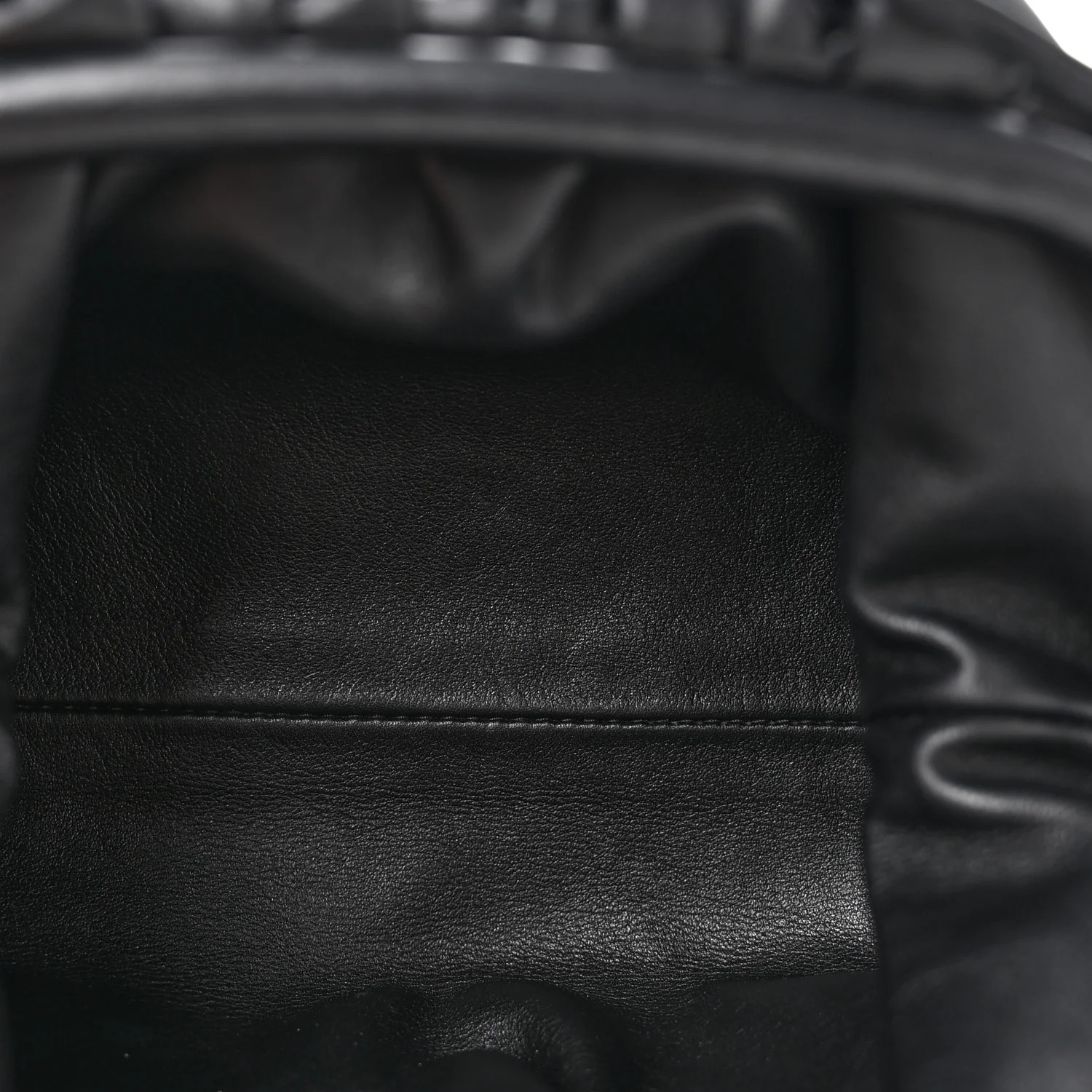 Butter Calfskin The Mini Pouch Black - Top Club
