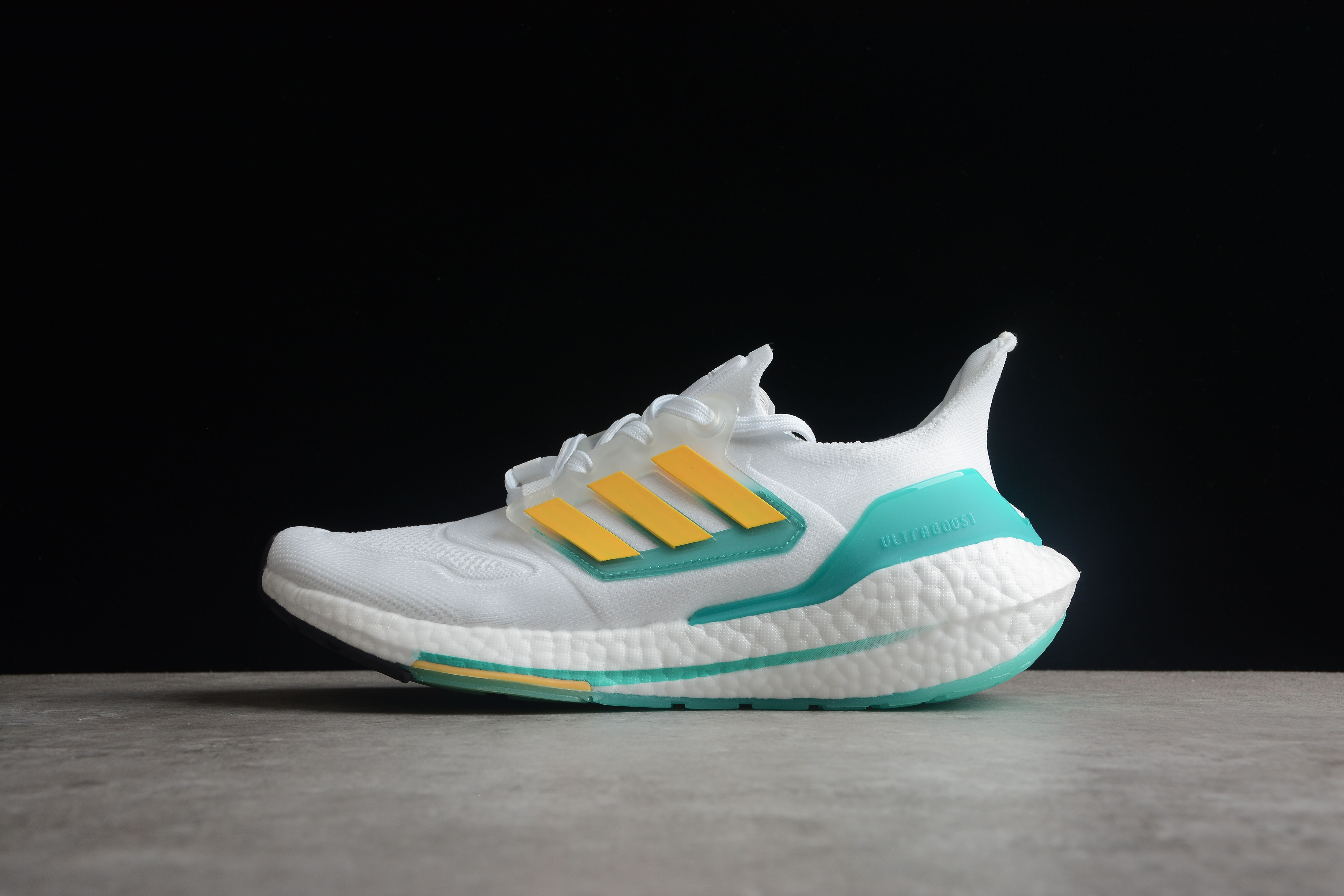 adidas Ultra Boost 22 Flash Orange Mint Rush GX5463 - Sneaker Replica Workshop