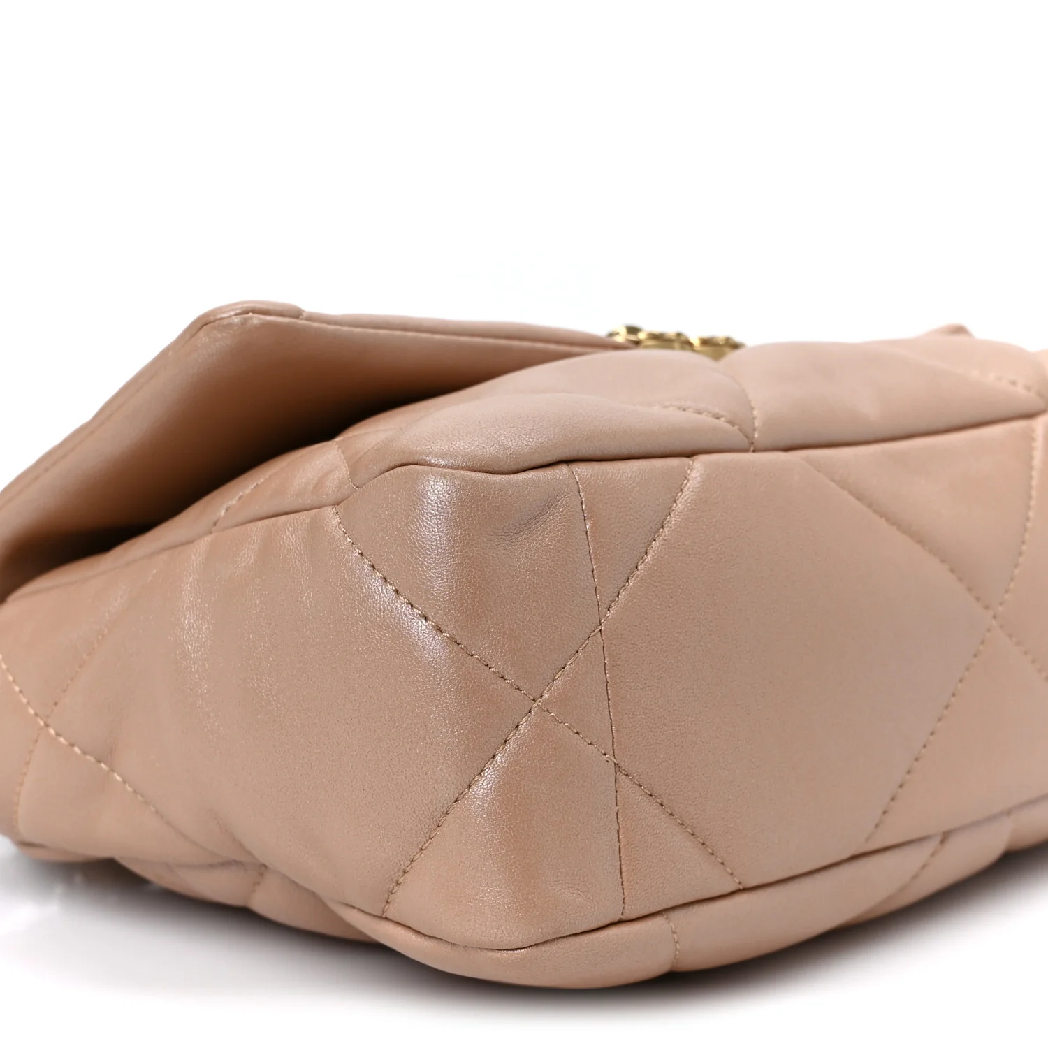 Shiny Lambskin Quilted Medium Chanel 19 Flap Beige - Top Club