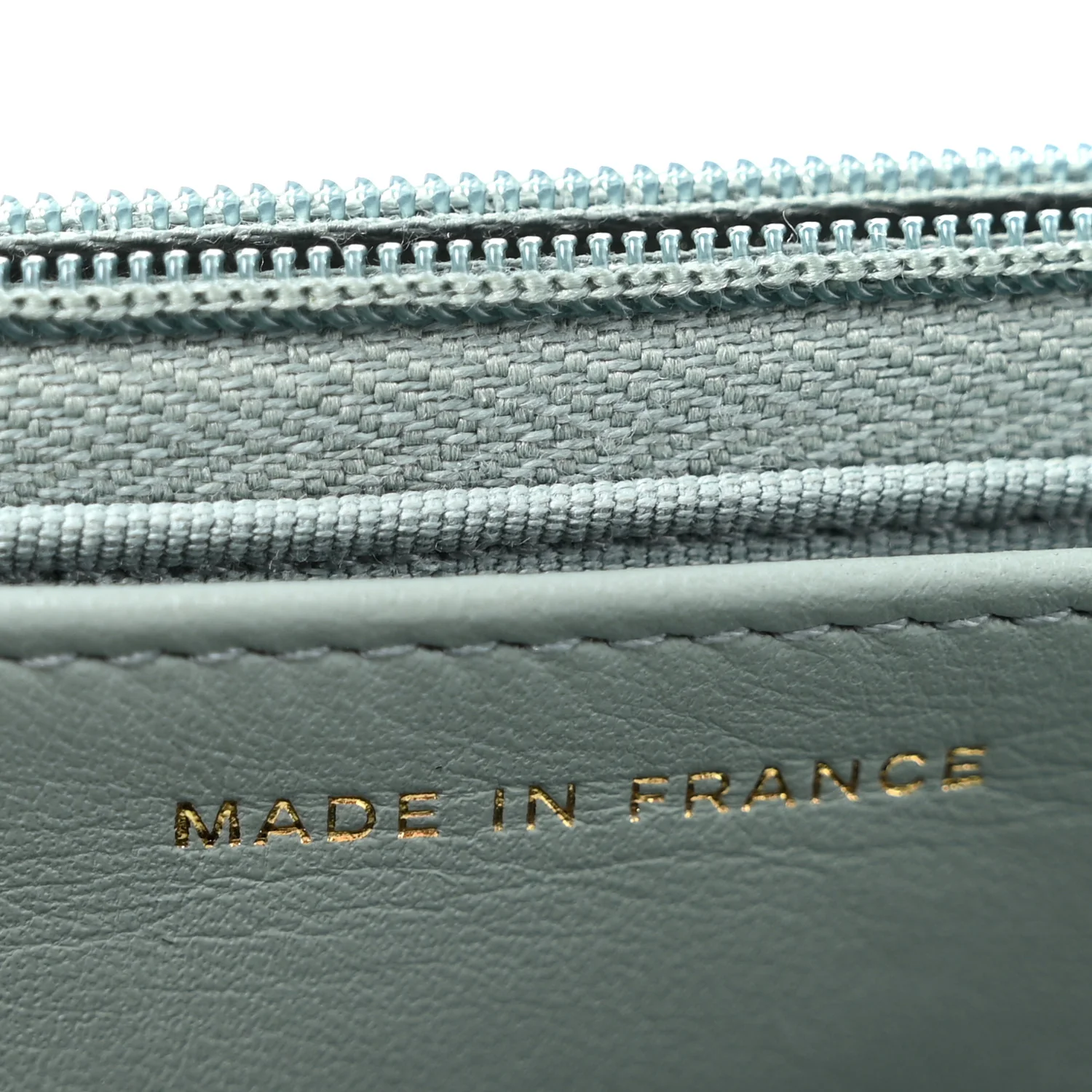 Caviar Quilted Wallet on Chain WOC Light Blue - Top Club