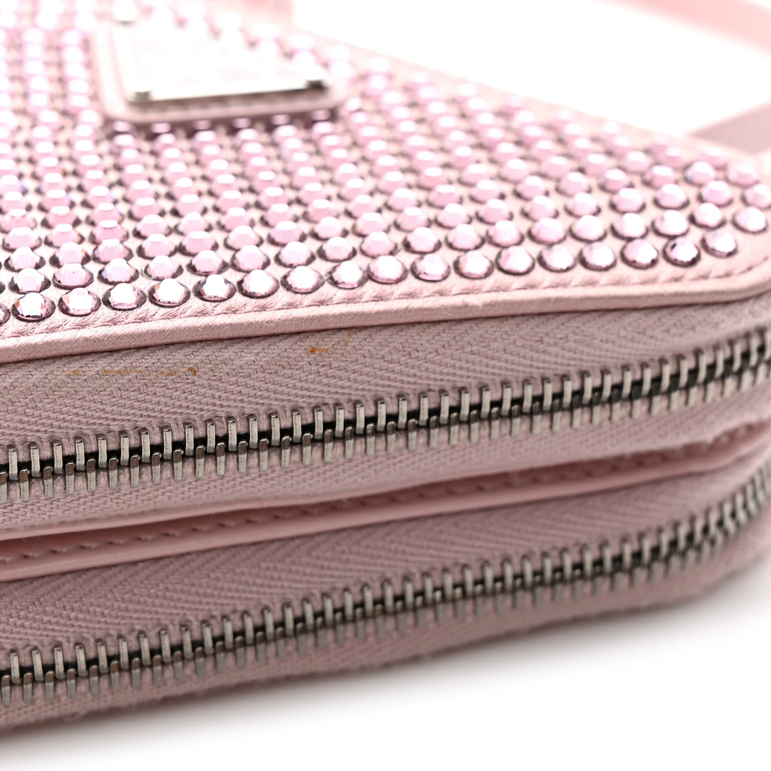 Satin Crystal Mini Triangle Crossbody Pouch Alabastro - Top Club