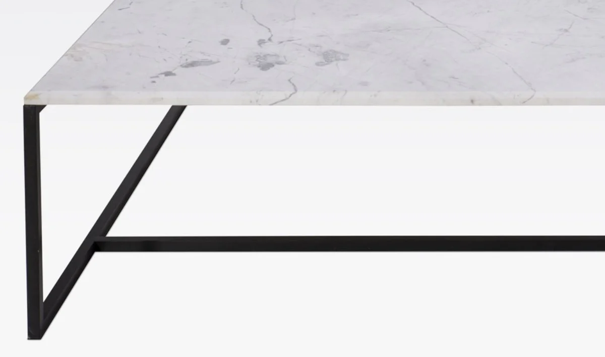 Easy-care & durable material