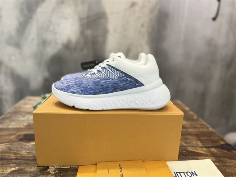 LOUIS VUITTON SHOW UP SNEAKER   LVS089 - Sneaker Replica Workshop