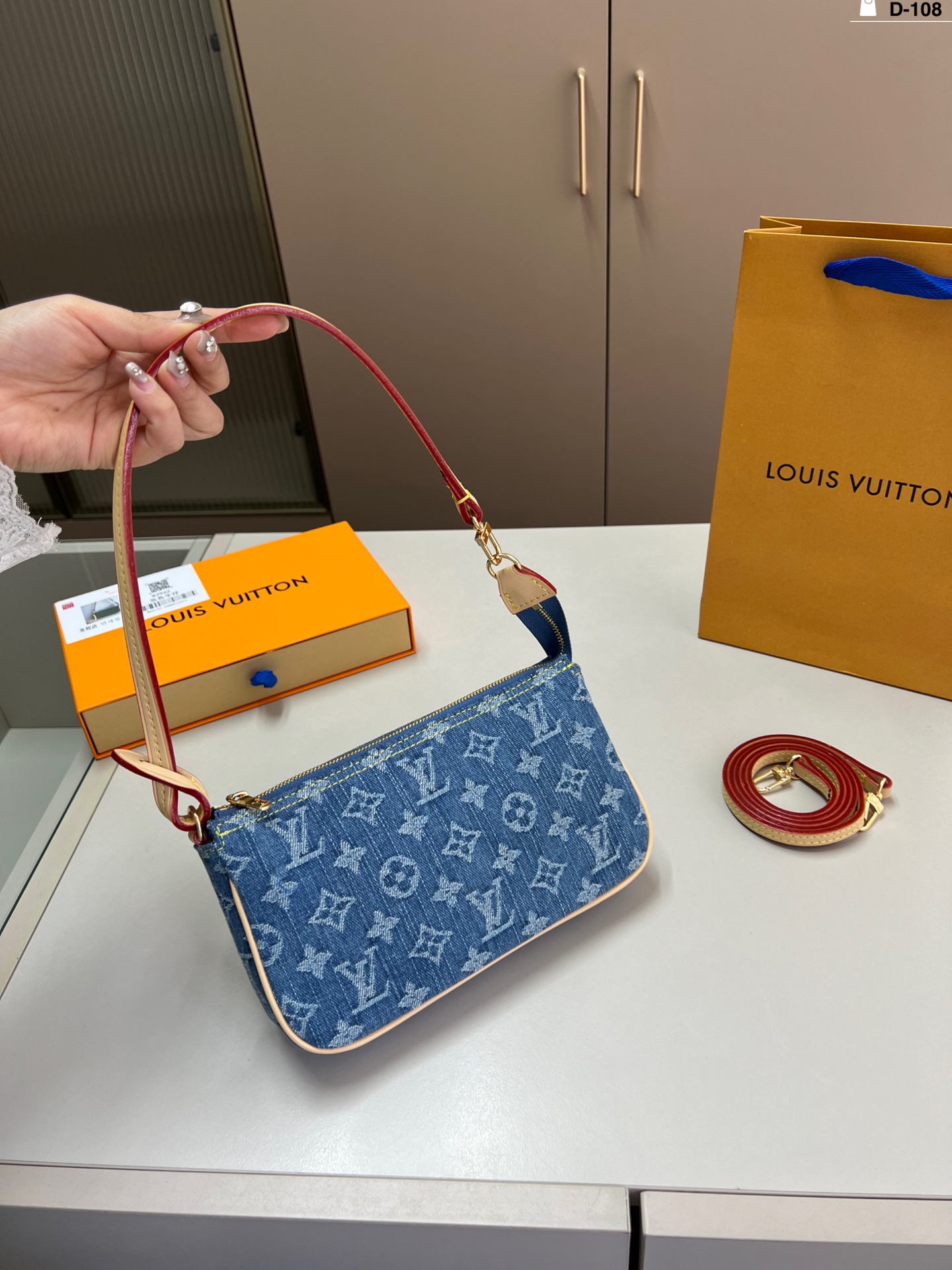 Louis new arrival IVY bag size: 21*12 cm - Top Club
