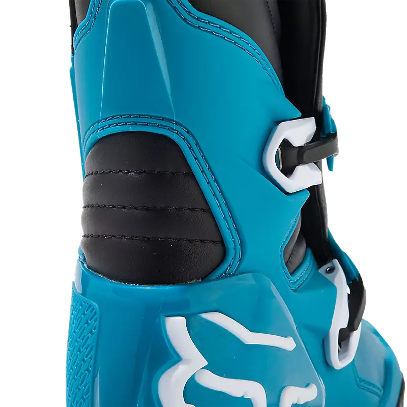Complete boots
