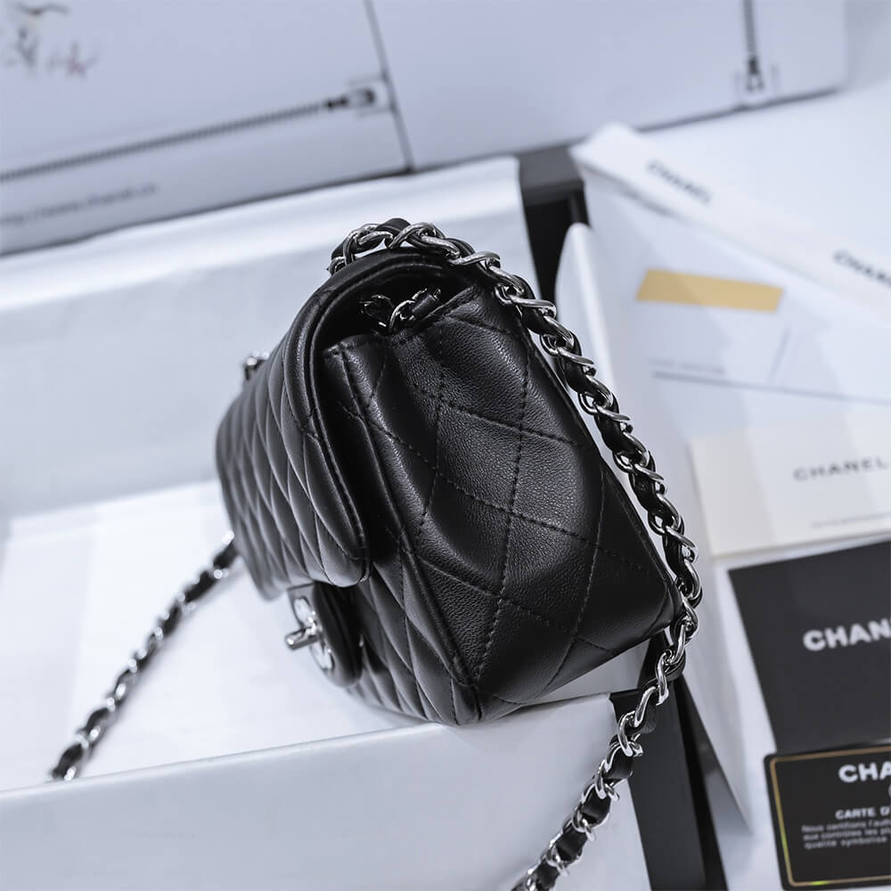 CHANEL MINI FLAP BAG - Top Club