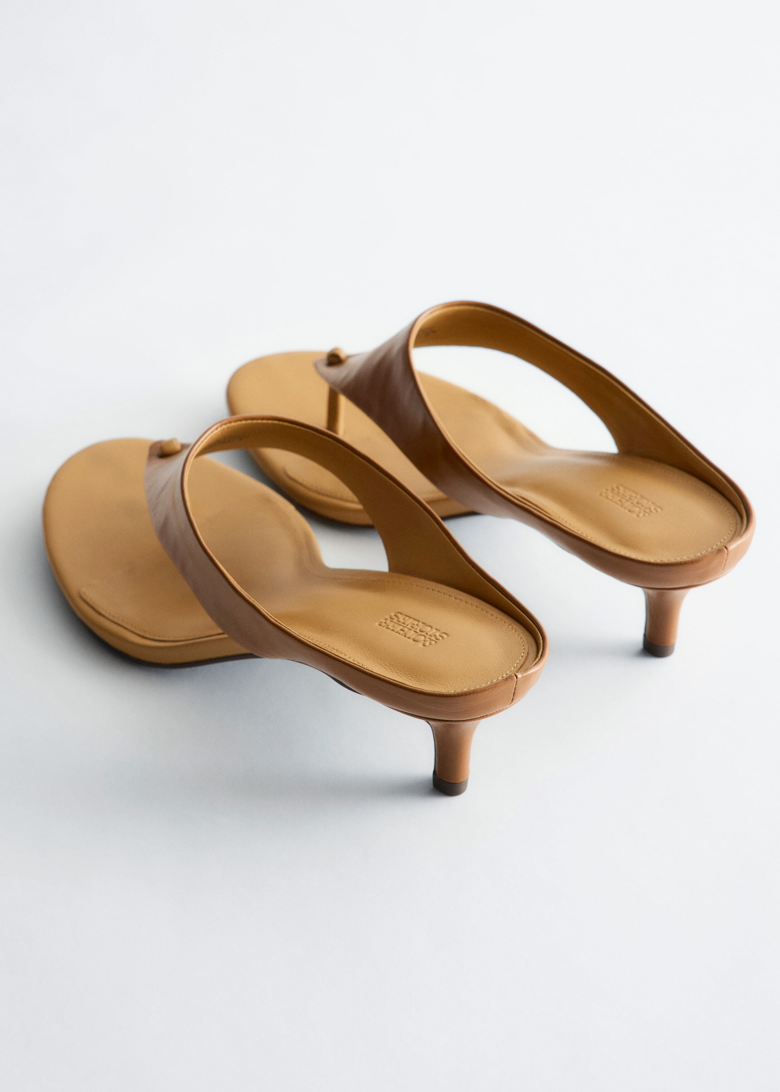& Other Stories LEATHER KITTEN HEELS