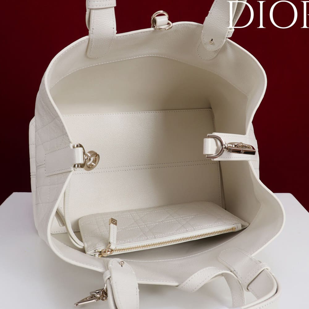 Medium Dior Toujours Bag - Top Club