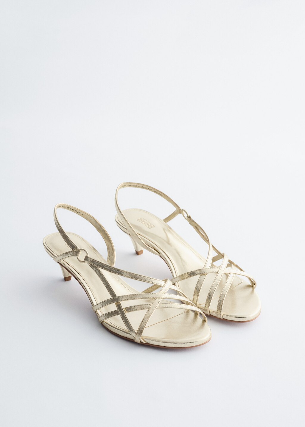 & Other Stories STRAPPY LEATHER SANDALS