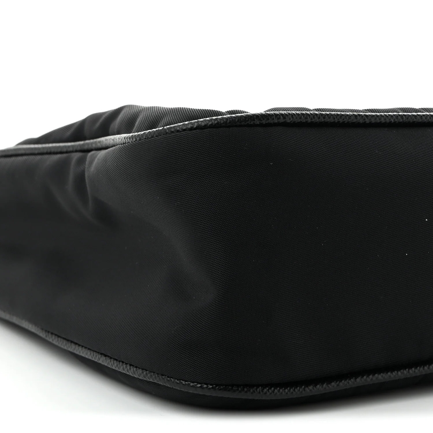 Nylon Re-Edition 2005 Shoulder Bag Black - Top Club