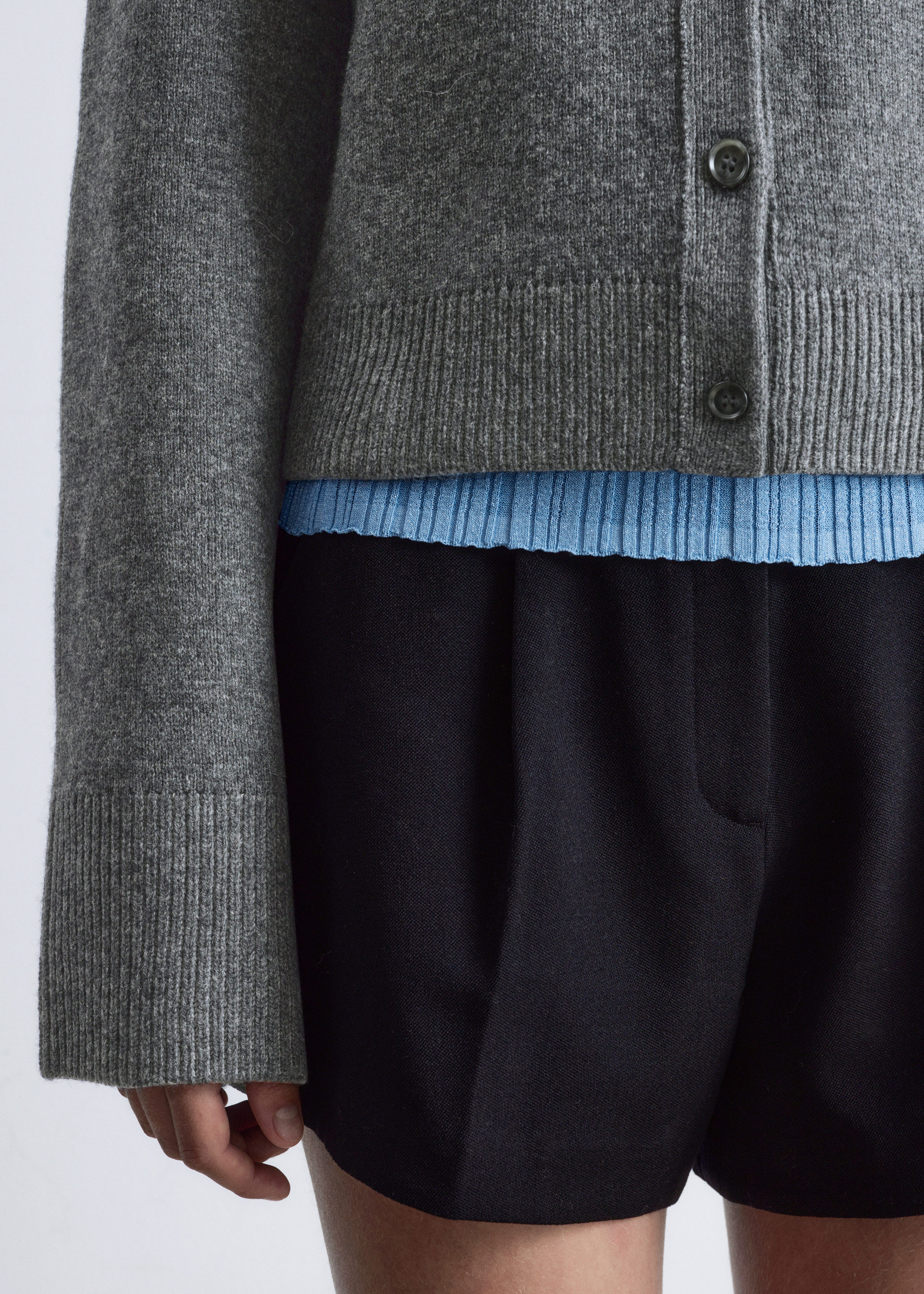 & Other Stories CROPPED BOXY CARDIGAN