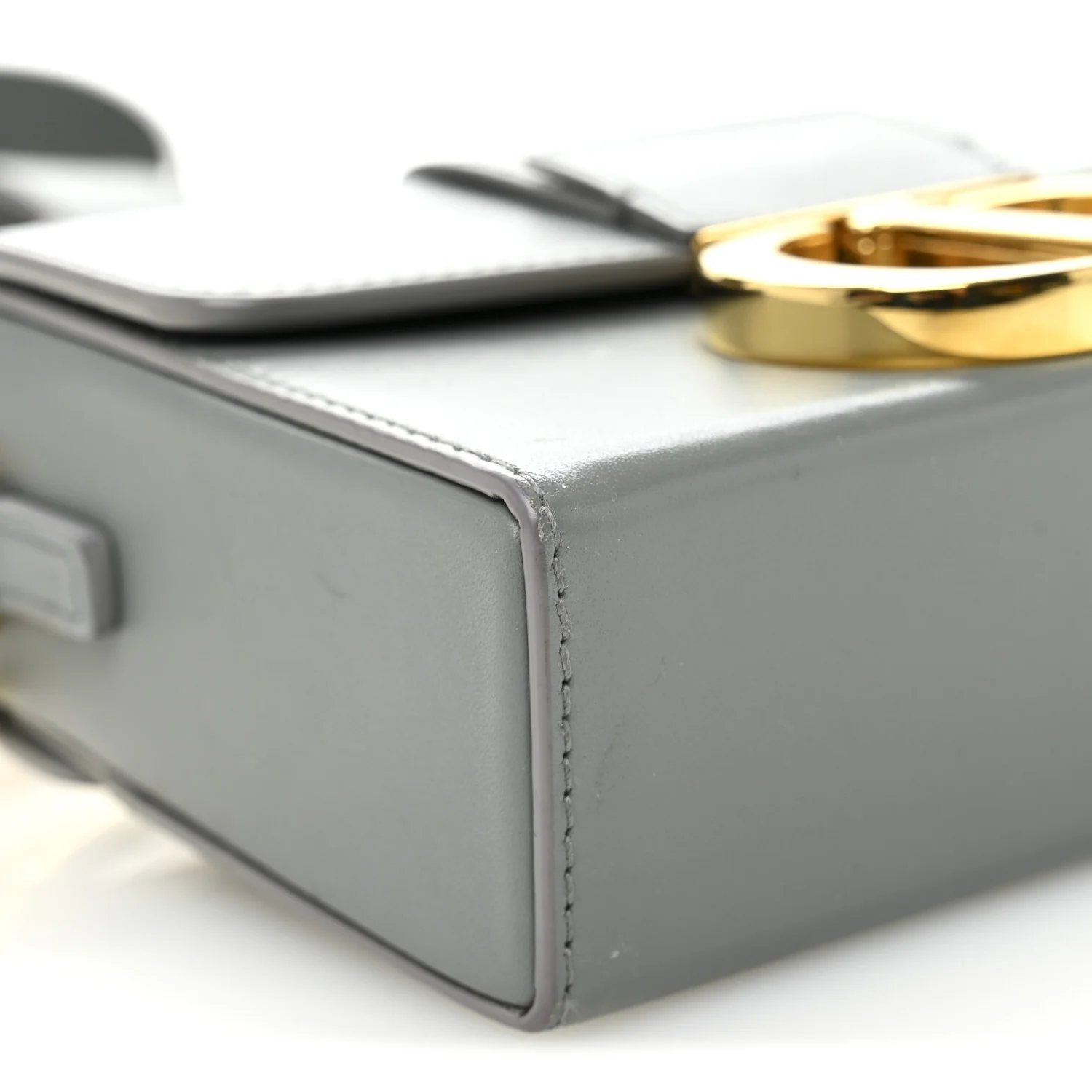 Box Calfskin 30 Montaigne Box Bag Gray - Top Club