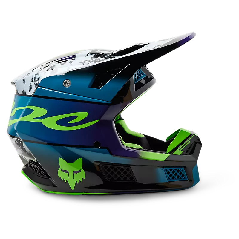 V3 RS Dkay Helm (2023)