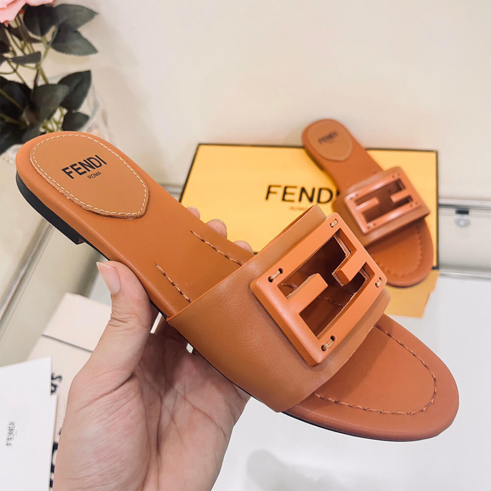Fendi Baguette Slides - Top Club