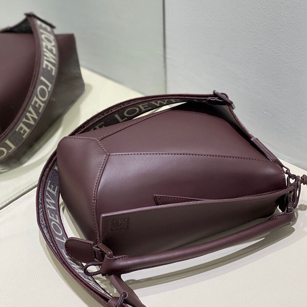 LOEWE Small Puzzle Bag - Top Club