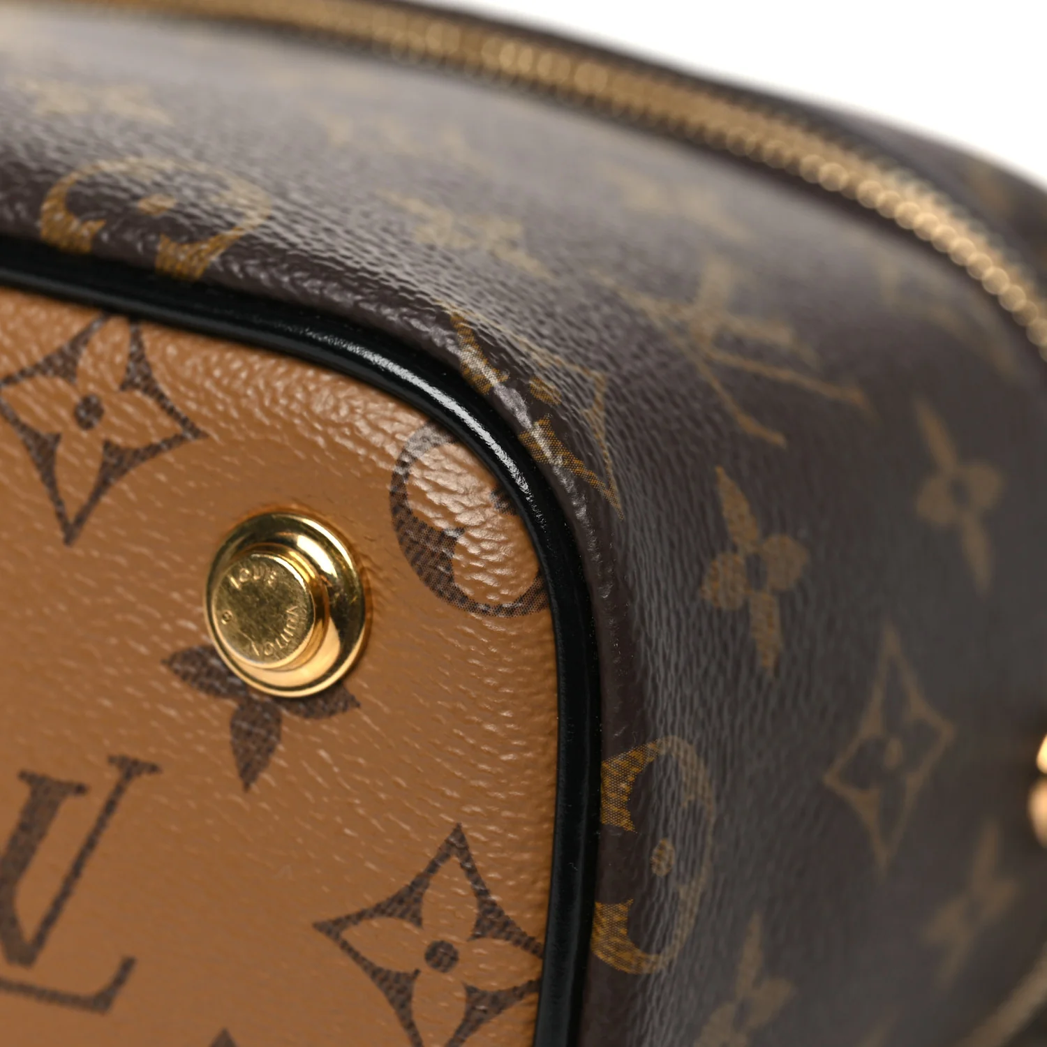 Reverse Monogram Vanity PM - Top Club