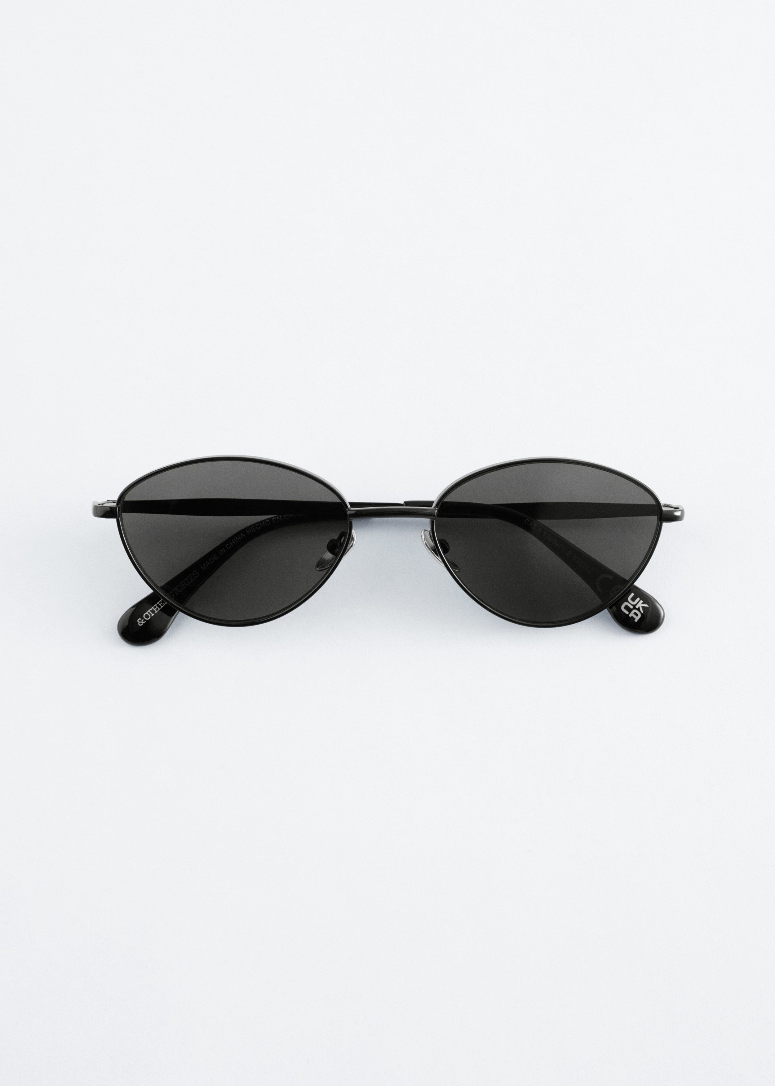 & Other Stories WIRE-FRAME OVAL SUNGLASSES