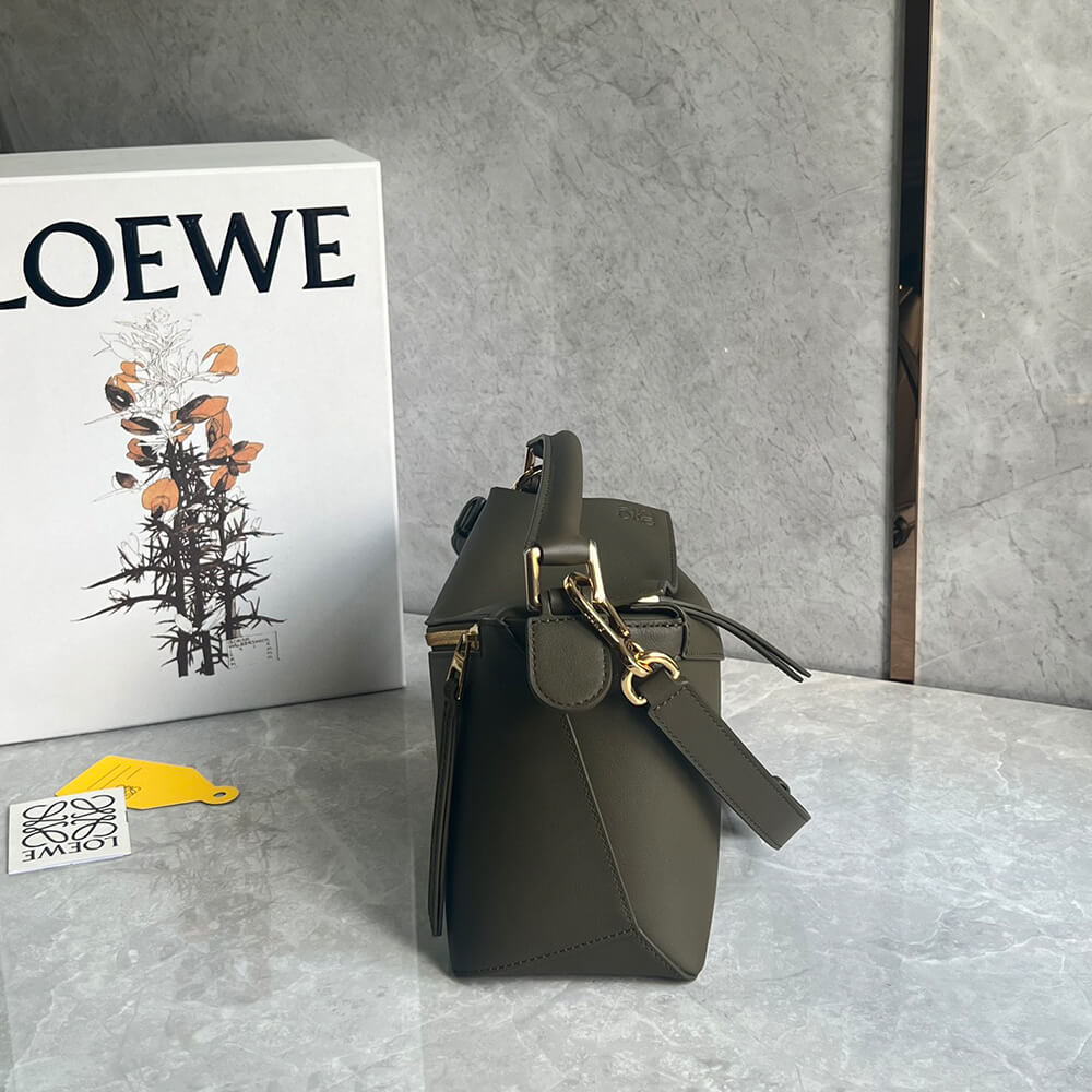 Loewe Small Puzzle Edge bag in classic calfskin(High-end grade) - Top Club