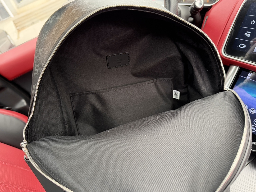 Louis new arrival Discovery men backpack bag size??31*41*17 cm - Top Club