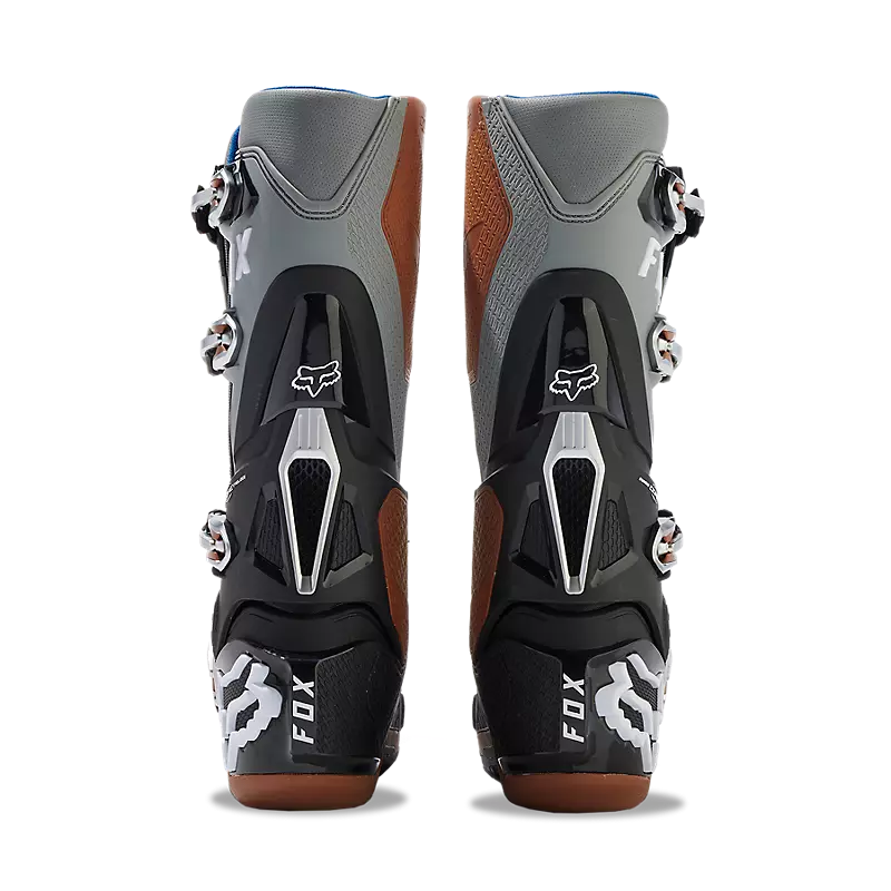 Instincts boots