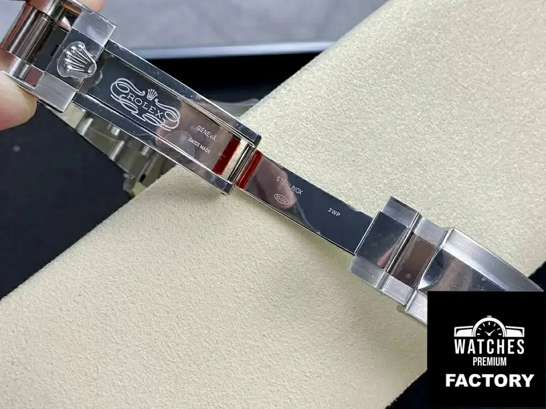 Rolex Yacht Master M126622-0001 40MM VS Factory Silver Strap