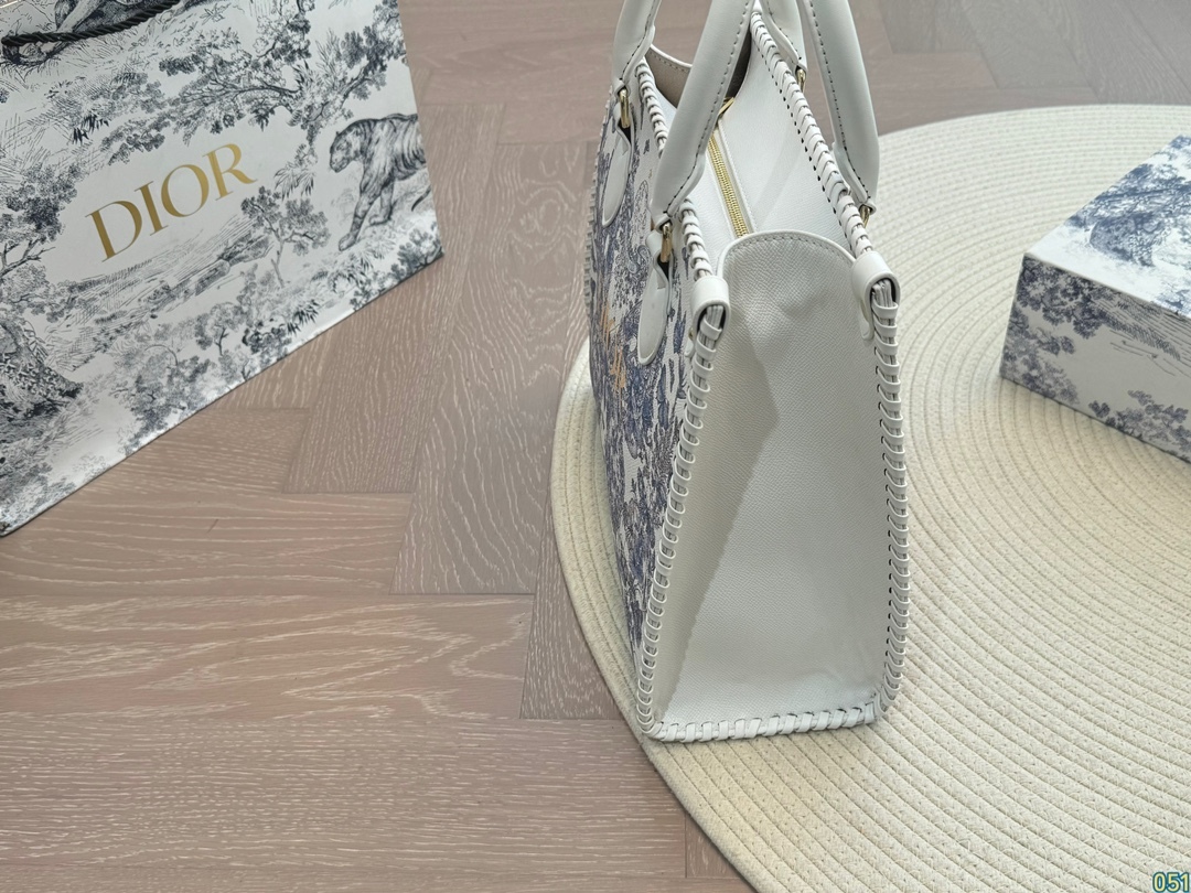 D new arrival tote bag size: 32 * 28 cm - Top Club