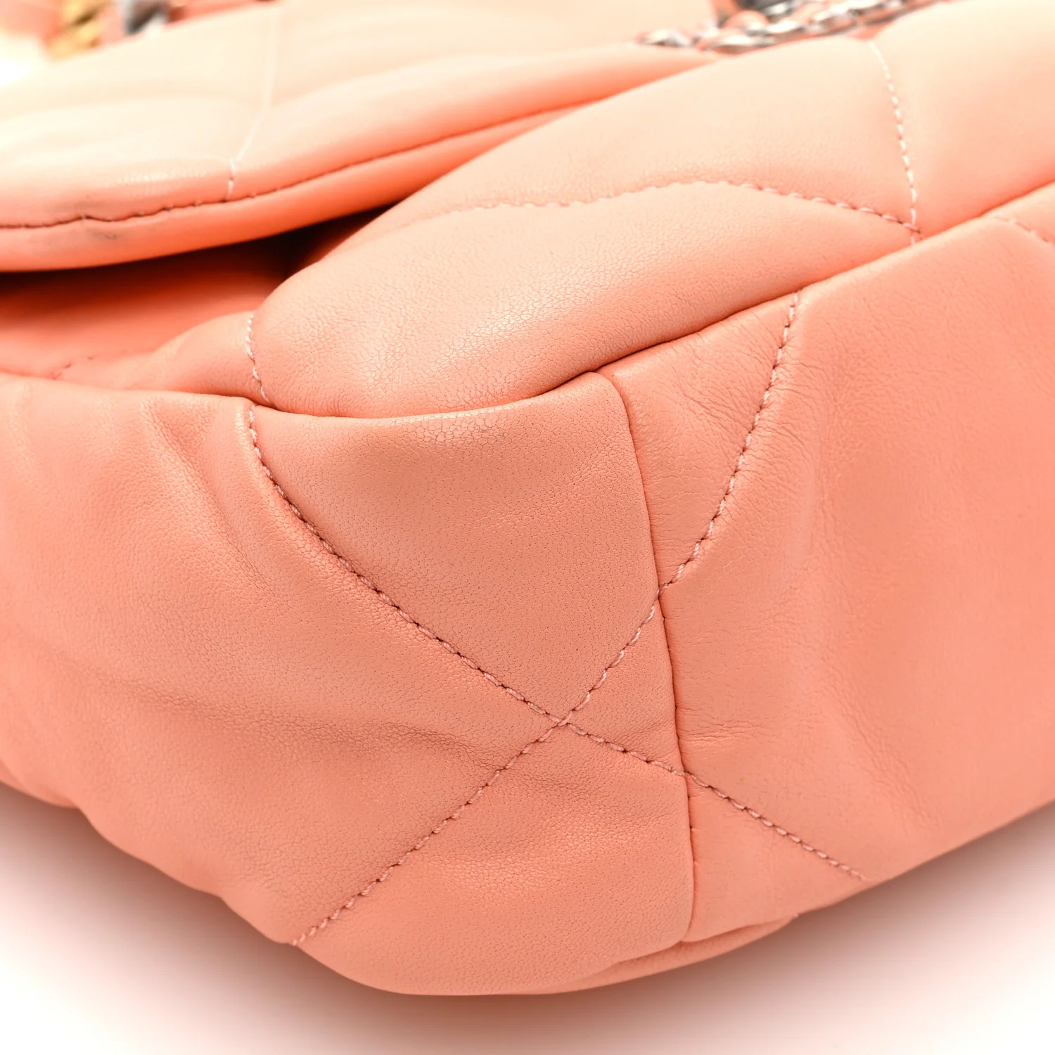Lambskin Quilted Medium Chanel 19 Flap Light Orange - Top Club