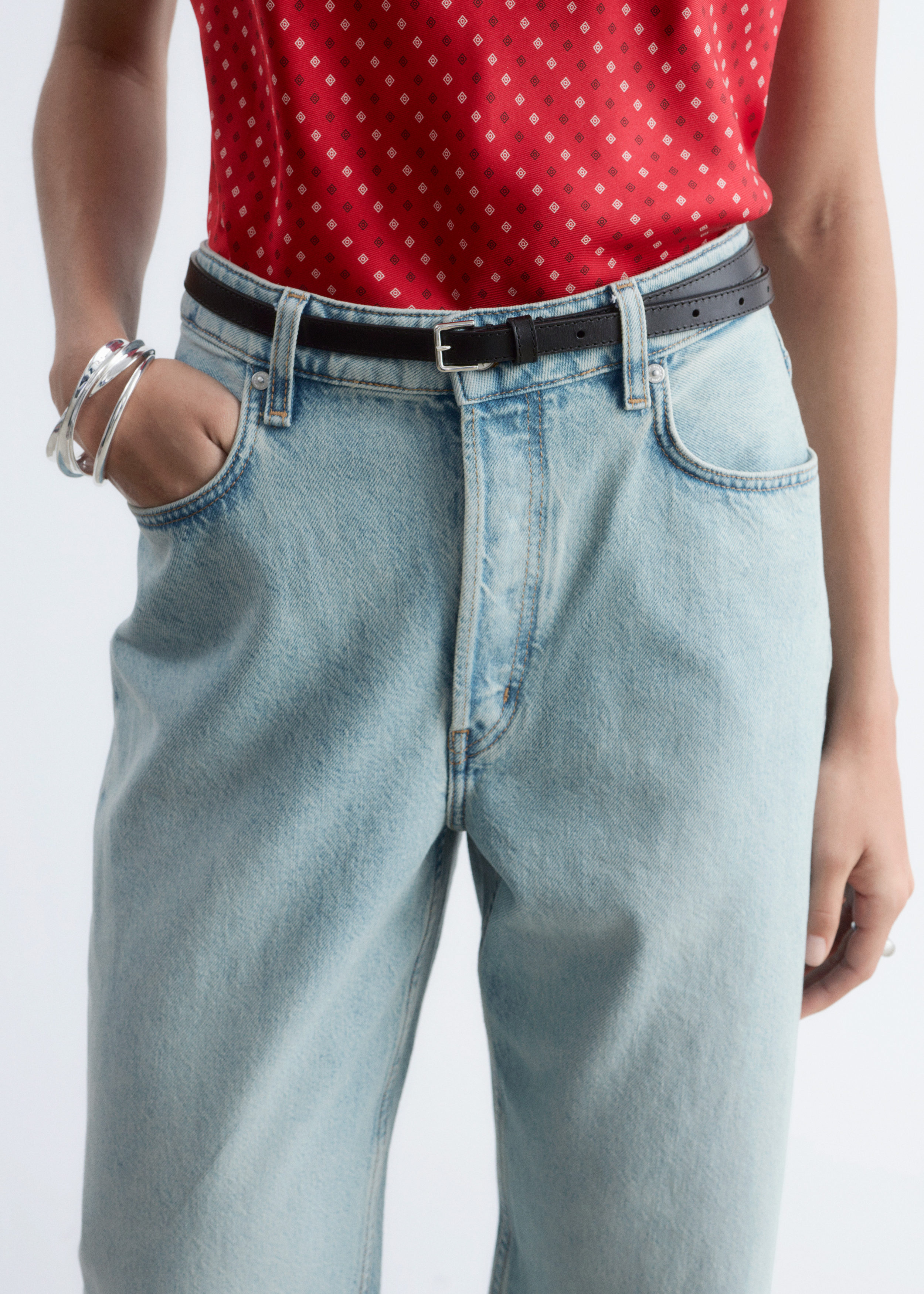 & Other Stories HIGH-WAIST TAPERED JEANS