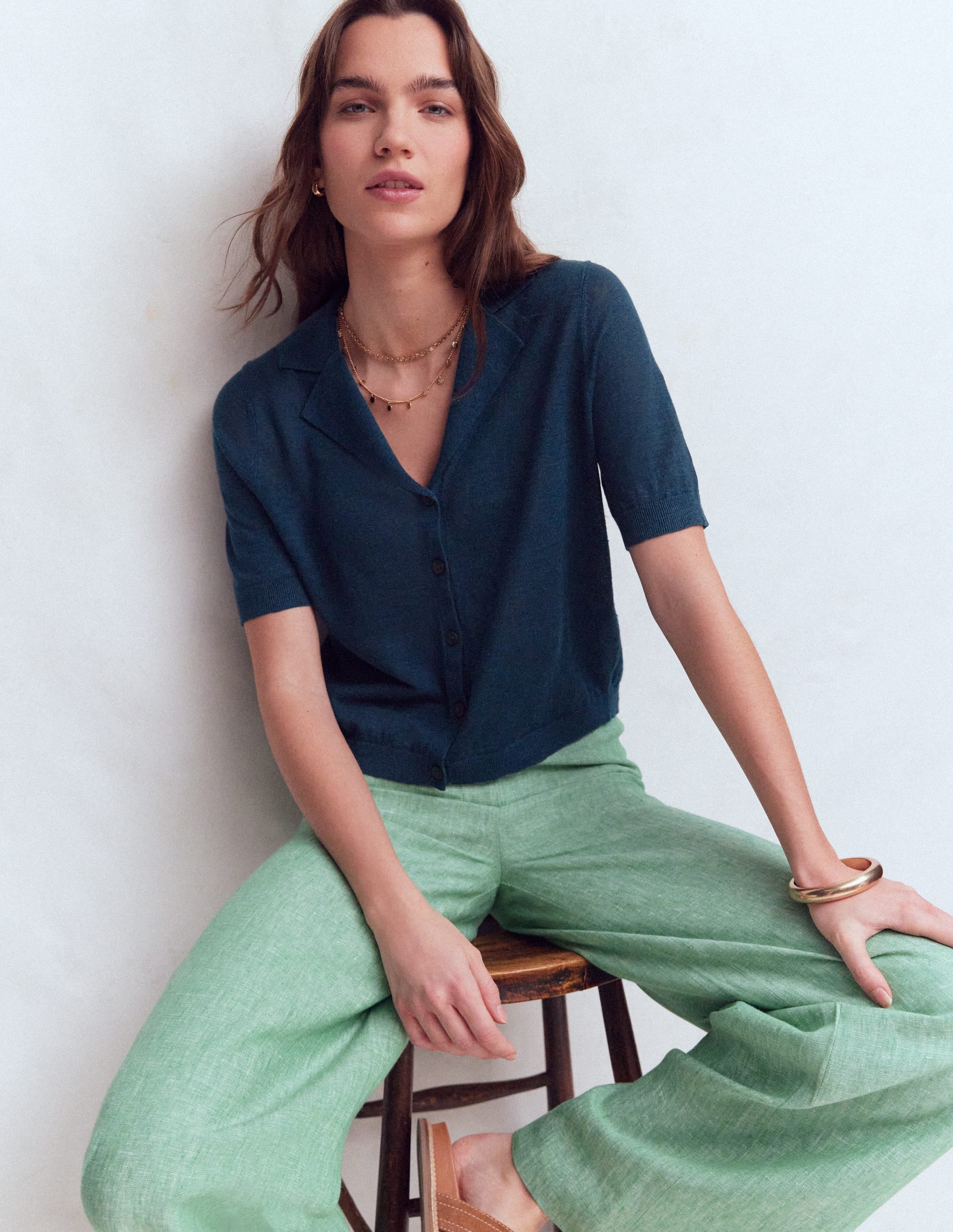 Agnes Leinenstrickjacke mit Kragen-Marineblau