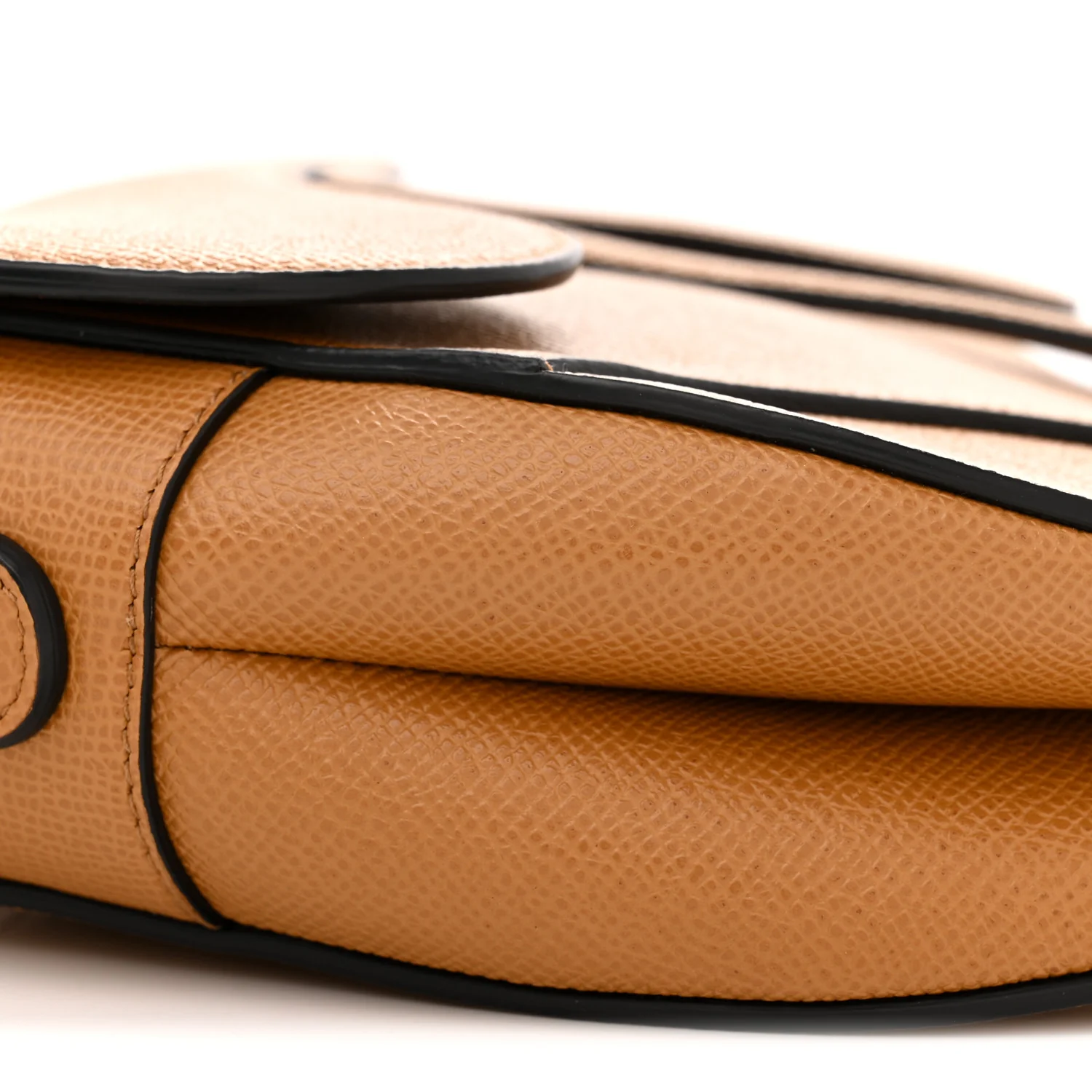 Grained Calfskin Saddle Bag Camello - Top Club
