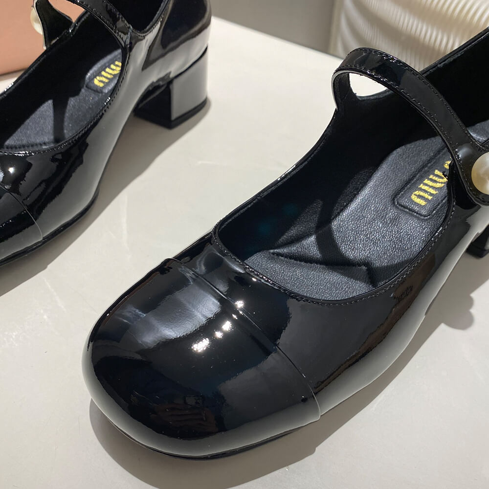 MiuMiu Mary Jane pumps - Top Club