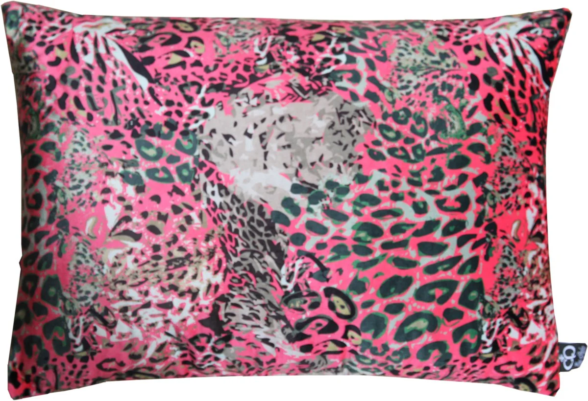 Luxury living room decorative cushion Kansas Leo multicolored 35 x 55 cm - finest velvet fabric - luxury collection